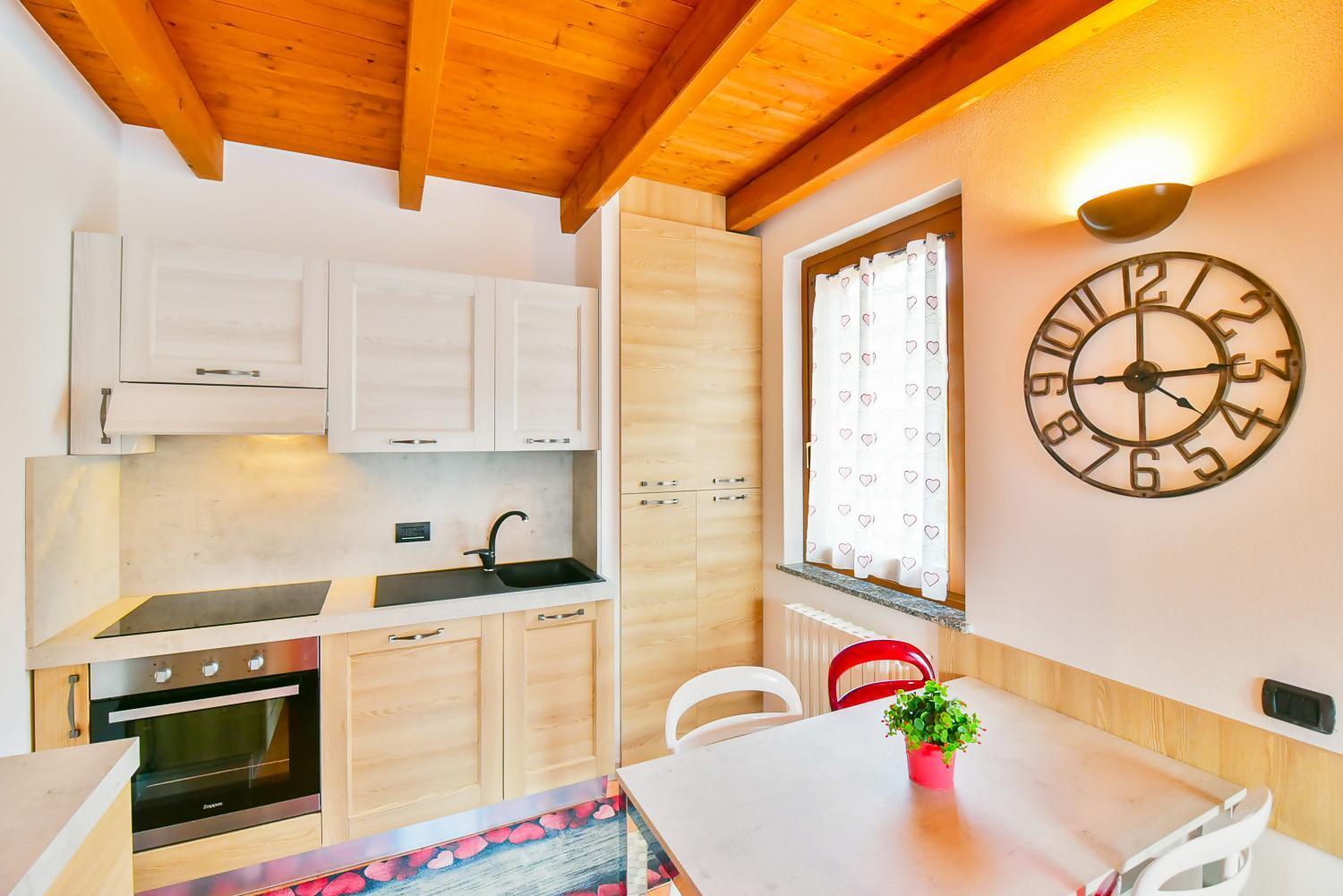 Jane E Jolie Holiday Home Private Swimming Pool Valbrona Екстериор снимка