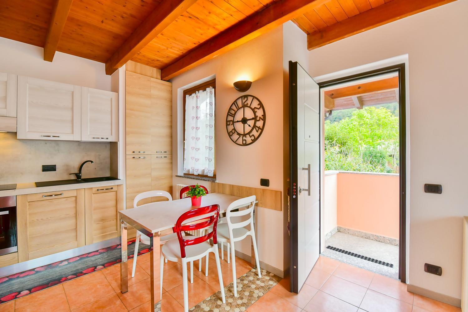 Jane E Jolie Holiday Home Private Swimming Pool Valbrona Екстериор снимка