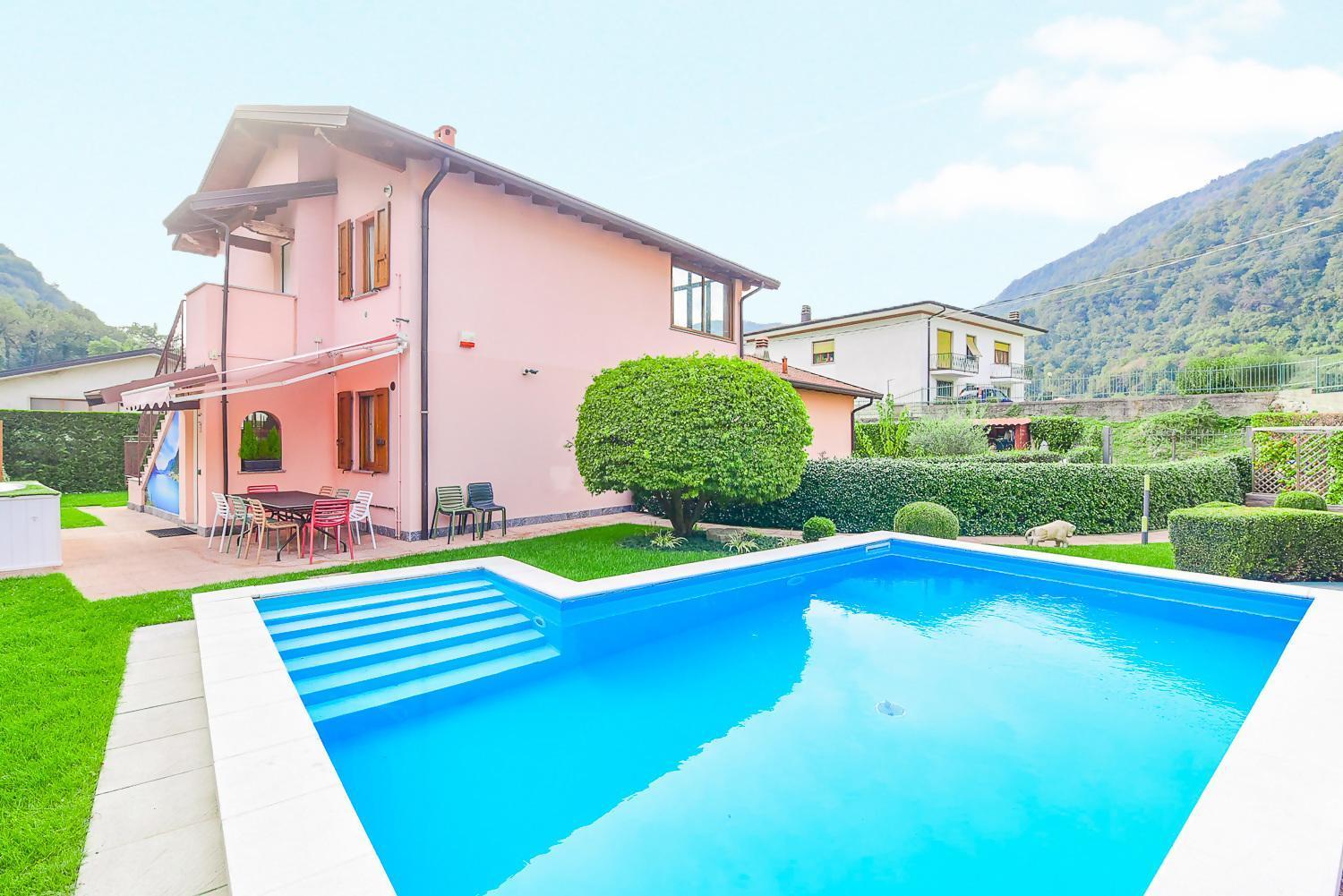 Jane E Jolie Holiday Home Private Swimming Pool Valbrona Екстериор снимка